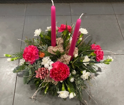 Table Arrangement + Candles PINK