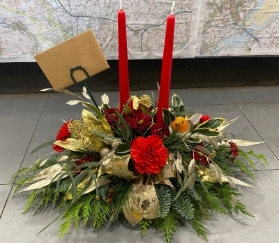 Table Arrangement + Candles RED